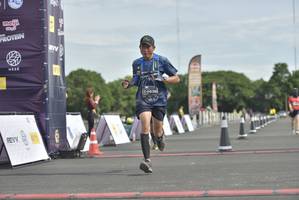 BIB: 635
                            <button type="button" onclick="openModal(4920830)" class="btn btn-primary btn-sm float-right btn-popup" data-toggle="modal" data-target=".modal-high-quality">
                        <i class="fas fa-shopping-cart"></i> Add to Cart
                    </button>
                                            <button type="button" onclick="isThisMe(4920830, true)" class="btn btn-success btn-sm float-right btn-popup btn-isme hidden" data-toggle="tooltip" data-placement="bottom" title="นี่คือรูปของคุณใช่ไหม คลิกที่นี่เพื่อเอาเข้าอัลบั้ม">
                        <i class="fas fa-plus"></i> Add to album
                    </button>
                    <button type="button" onclick="isThisMe(4920830, false)" class="btn btn-warning btn-sm float-right btn-popup btn-isnotme hidden">
                        <i class="fas fa-ban"></i> Remove from album
                    </button>